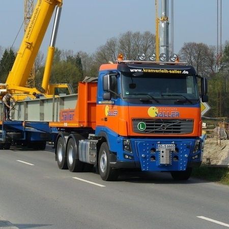 Neubau der Innbrücke in Marktl (2) Montage des Vorbauschnabels