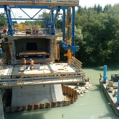 Mühldorfs neue Bahnbrücke über den Inn