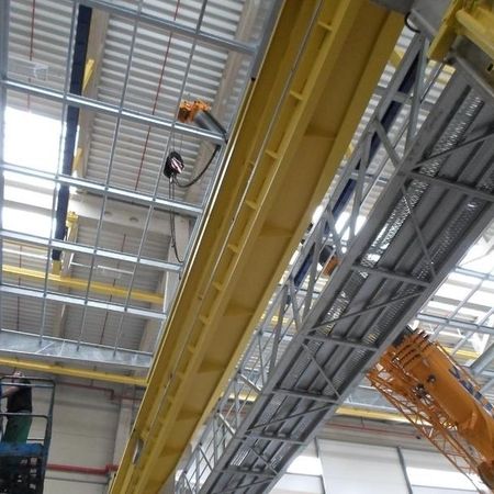 "Express" Stahlbaumontage