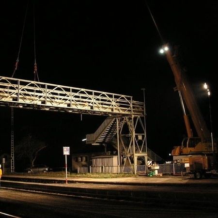 Abriss der Fußgängerbrücke in Garching