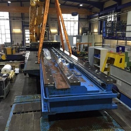 Montage einer Pressenanlage